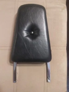 New OEM Kawasaki Padded Backrest Sissy Bar/ K53043-053B Vulcan  VN-1500 - Bild 1 von 7