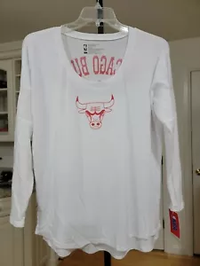 NBA Chicago Bulls Women's Basketball Long Sleeve Sz Large Shirt New With Tags - Picture 1 of 6