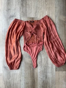 Lulus Off Shoulder Smocked Long Sleeve Bodysuit Rust Orange Size Small - Picture 1 of 4