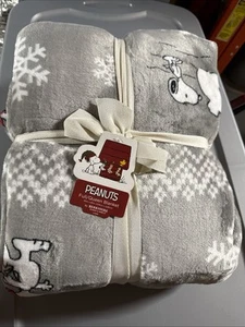 Queen Snoopy EISLAUFEN Peanuts Decke Weihnachten 90x90 " Schneemann Fair Isle - Bild 1 von 2