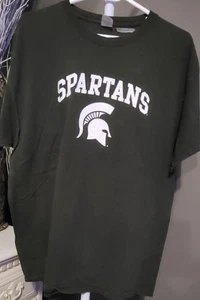Michigan State Spartans College Football T-Shirt Size Large - Picture 1 of 3