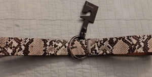 NWT Women's Small Express Faux Snakeskin & Beige Reversible Belt - Picture 1 of 11