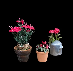 Dollhouse Miniature 1:12 Trio Sculpted Clay & Paper Potted Flowers Red Pink OOAK - Picture 1 of 10