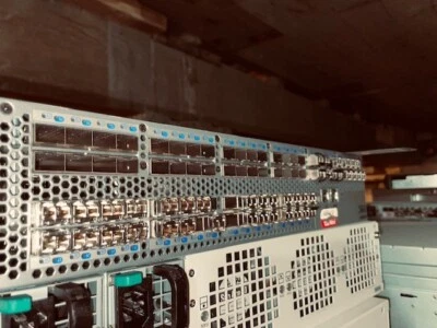 EMC   DS-5300B 80-Ports 100-652-537 Switch  w/ SFP  Dual powersupply - Image 1 of 4