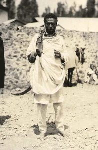 c 1920s Addis Ababa ETHIOPIA Abyssinia - Barefoot Imperial Palace Guard w/ Rifle - Picture 1 of 3