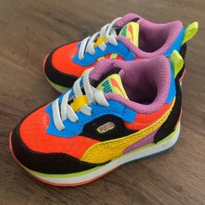 Śliczne Puma Maluch 4C Future Rider Sneakersy Kolorowe buty rekreacyjne Rozmiar 4 Używane - Zdjęcie 1 z 11