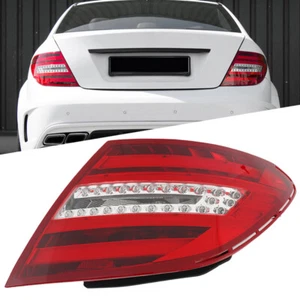 Right Rear Tail Brake Light For Mercedes-Benz W204 C-Class 250 C300 C350 2011-14 - Picture 1 of 13