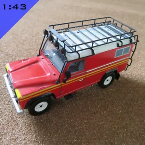1x PORTATUTTO LAND ROVER DEFENDER 110 stampato in 3D 1:43 Modello Codice Miniatura 3 - Foto 1 di 12