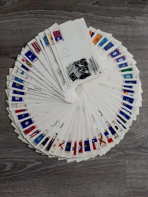 USA, SCOTT # 1633-1682, ARTCRAFT PCS SET OF 50 FDC COVERS - USA STATE FLAGS 1976 - Image 1 of 4