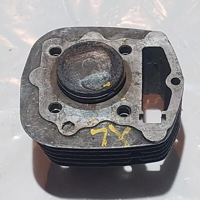 GENUINE HONDA XL125S 1979 -90 56..5 MM 124CC CYLINDER BARREL JUG AND PISTON - Image 1 of 4
