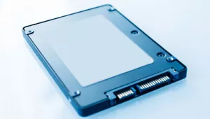 Dell Latitude 5580 5590 - unità a stato solido SSD con Windows 10 Pro (LEGGI UEFI) - Foto 1 di 3