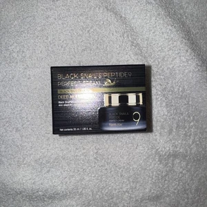Korean Farm Stay Black Snail & Peptide 9 perfekte Gesichtscreme - Bild 1 von 5
