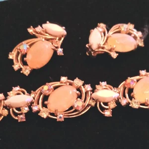 Elsa Schiaparelli Designer Bracelet Earrings Set Perfect - Picture 1 of 7