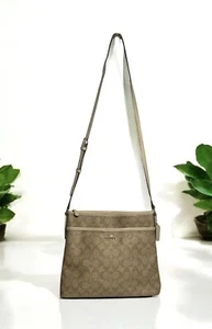 Coach Signature Crossbody Messenger Bag/purse Khaki Brown 12x10x2 - Picture 1 of 17