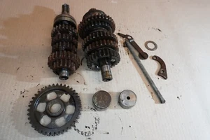 Suzuki GSXR GSXR400 400 GK71 1986 caja de cambios piezas motor dañado - Imagen 1 de 12