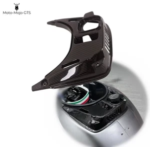Vespa efecto carbono debajo del asiento envolvente 125 200 250 300 - Imagen 1 de 4