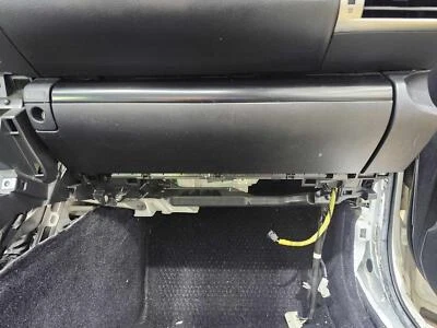 Lexus IS250 IS350 2014 guantera compartimento negro genuino OEM 5555053101C1 Foto 1 de 2