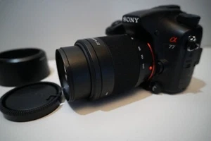 Sony A77 24.3MP + 55-200mm lens + 8GB SD card + wrist strap 2809 shutter count - Picture 1 of 17