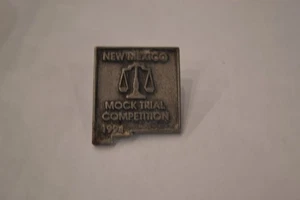 K12- 1994 Nuovo Messico Finto Trial Competizione Spilla da bavero - Foto 1 di 2