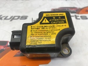 2004 Toyota Hilux 280 Yaw Sensor 8944130040 8944130040 - Picture 1 of 8