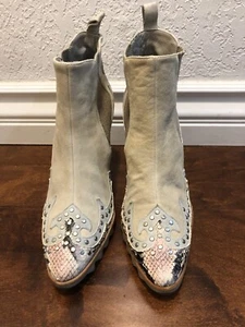 Femme Right Bank Shoe Co Damen-Booties Absatzgröße 6,5 US - Bild 1 von 7