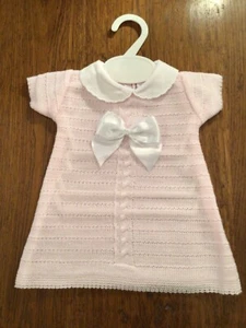 💗 BABY GIRLS PALE PINK KNITTED DRESS NEWBORN, 0/3, 3/6, 6/9, 9/12 MONTHS  BNWT - Picture 1 of 1