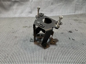 2016-2017 Victory MAGNUM Ignition Coil & Ignition Switch Mount Bracket - Foto 1 di 5