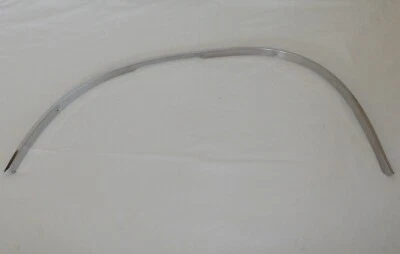 Buick Lesabre Palm Beach 1979 RF rueda bien moldeada, carrocería guardabarros moldura Foto 1 de 4