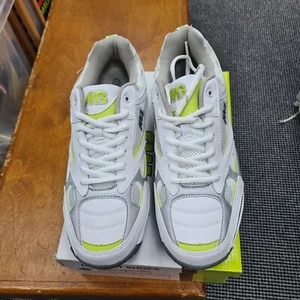 MB MALIK FULL SPIKE SEN Cricket Shoes ONLY SIZE 12 £49.99 - Picture 1 of 2
