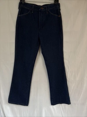 Jeans Wrangler Cowboy Cut 945DEN masculino 31x30 ajuste regular azul escuro denim EUA louco - Imagem 1 de 4