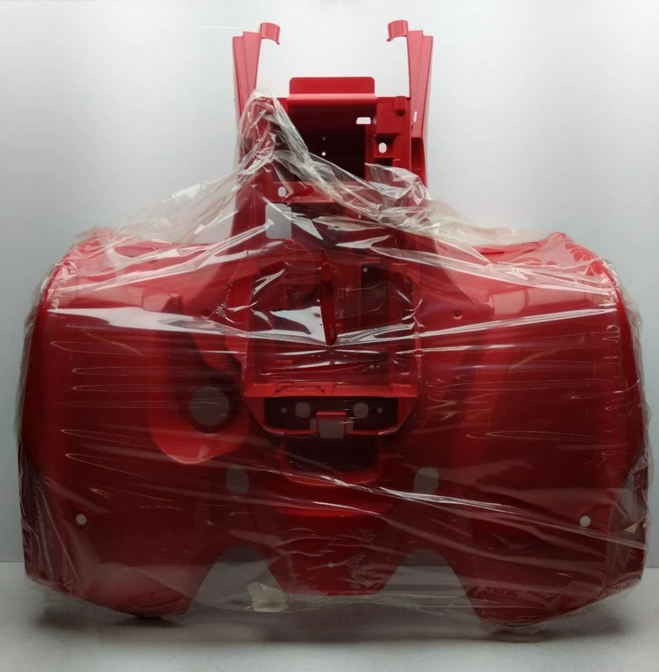2006-2009 Suzuki LT-R450 QuadRacer OEM Rear Fender Red 63111-31G03-YT9 - Image 1 of 4