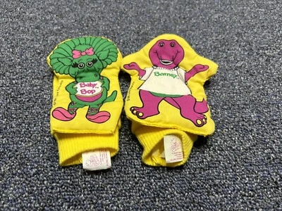 Barney el Dinosaurio Baby Bop Pie Jingles Bebé Calcetines Sonajero Botines De Colección 1993 Foto 1 de 2