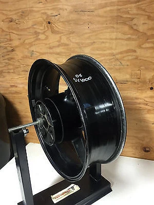 05 06 07 Llanta trasera SUZUKI SV1000 SV 1000 S 04 05 GSXR GSX-R 600 750  Foto 1 de 4