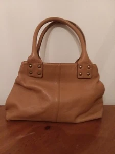 Gorgeous GAP Tan Pebble Grain Leather Tote Purse - Picture 1 of 11