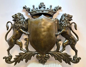 17" x 14" Bronze Heraldry Shield Lions Crown Family Crest Coat of Arms Wall Art - Picture 1 of 2