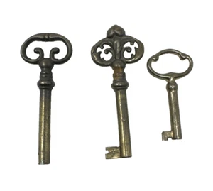 Set Of 3 Vintage Brass Skeleton Keys - Picture 1 of 3