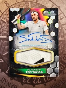 Stefanos Tsitsipas Patch Relic Auto Event Used 2024 Topps Graphite Tennis - Bild 1 von 2