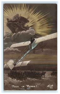 1915 Pour La Patrie! French Patriotic WW1 Troops on Ground - Damaged - Picture 1 of 2