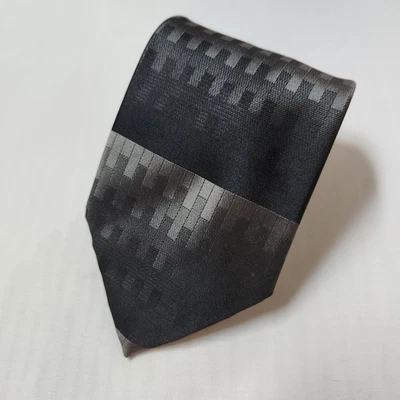 Simon Carter London Black Geo Pattern 100% Silk Made In England Men's Tie SHORT - Image 1 of 4