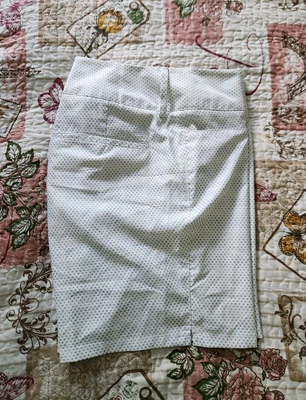 Pantalones cortos de golf Adidas a lunares para mujer talla 12 blancos grises bolsillos Foto 1 de 4