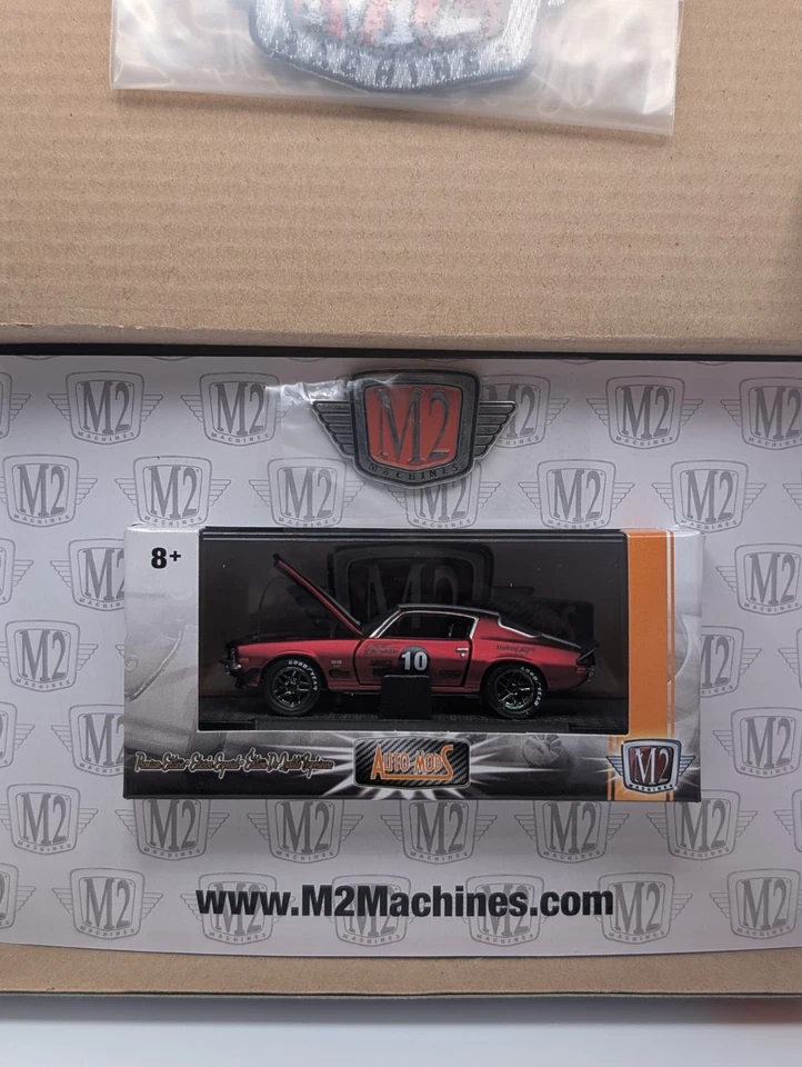 2017 M2 Machines Auto Club Box #2 Auto-Mods 1971 CHEVROLET CAMARO SS396 1/1000 - Image 1 of 2