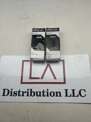 Nueva salida de puesta a tierra única Cooper Brown 1876B-BOX 2 polos 3 cables. Foto 1 de 2