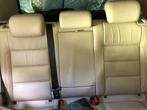 2011 Volkswagen Golf - Right rear seatbelt (Black) - 05 06 07 08 09 10 11 12 - Picture 1 of 1