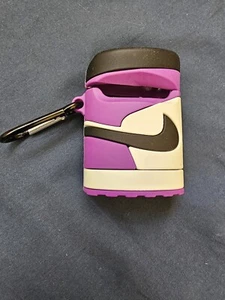 Nike Air Jordan Rubber Cover For Apple Airpods 1st/2nd Generation Case Rare -New - Picture 1 of 9