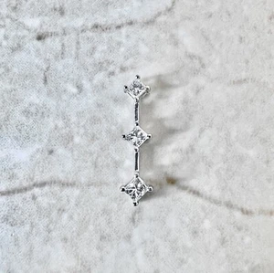 18K Princess Cut Diamond Pendant Necklace - White Gold 3 Stone - Picture 1 of 7