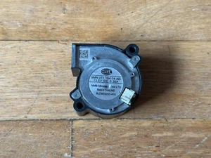 Audi A6 4G (Matrix) LED-Scheinwerfer Lüfter - 4G0907463B - Hella 9MN011184-04AD - Bild 1 von 3
