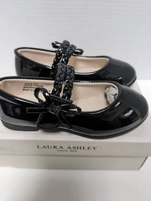 Laura Ashley Toddler Mary Jane Style Flat With Shiny Finish SIZE 7 - Image 1 of 4