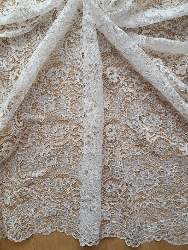 spitzenstoff meterware - Bild 1 von 1