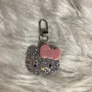 NIP Hello Kitty Bag Charm, Zipper Pull, Keychain, Pendant EXTRA Cute!! - Picture 1 of 9