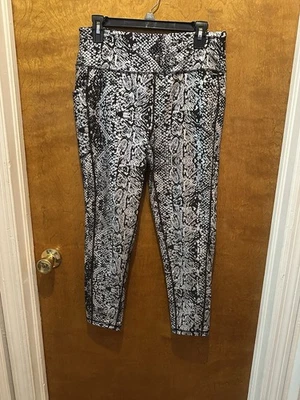 DKNY black and silver animal print snake skin leggings with pockets size XL - Image 1 of 4